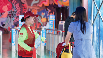 武汉文旅志愿者“双节”齐上阵，护航江城文明旅游